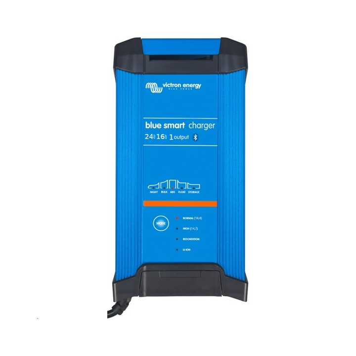 Blue Smart IP22 Charger 24/16(1) 23