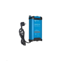 Blue Smart IP22 Charger 24/16(3) 23
